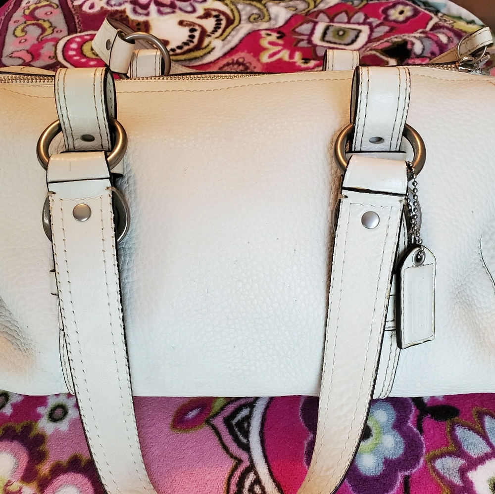 Coach purse - Picture 2 of 5